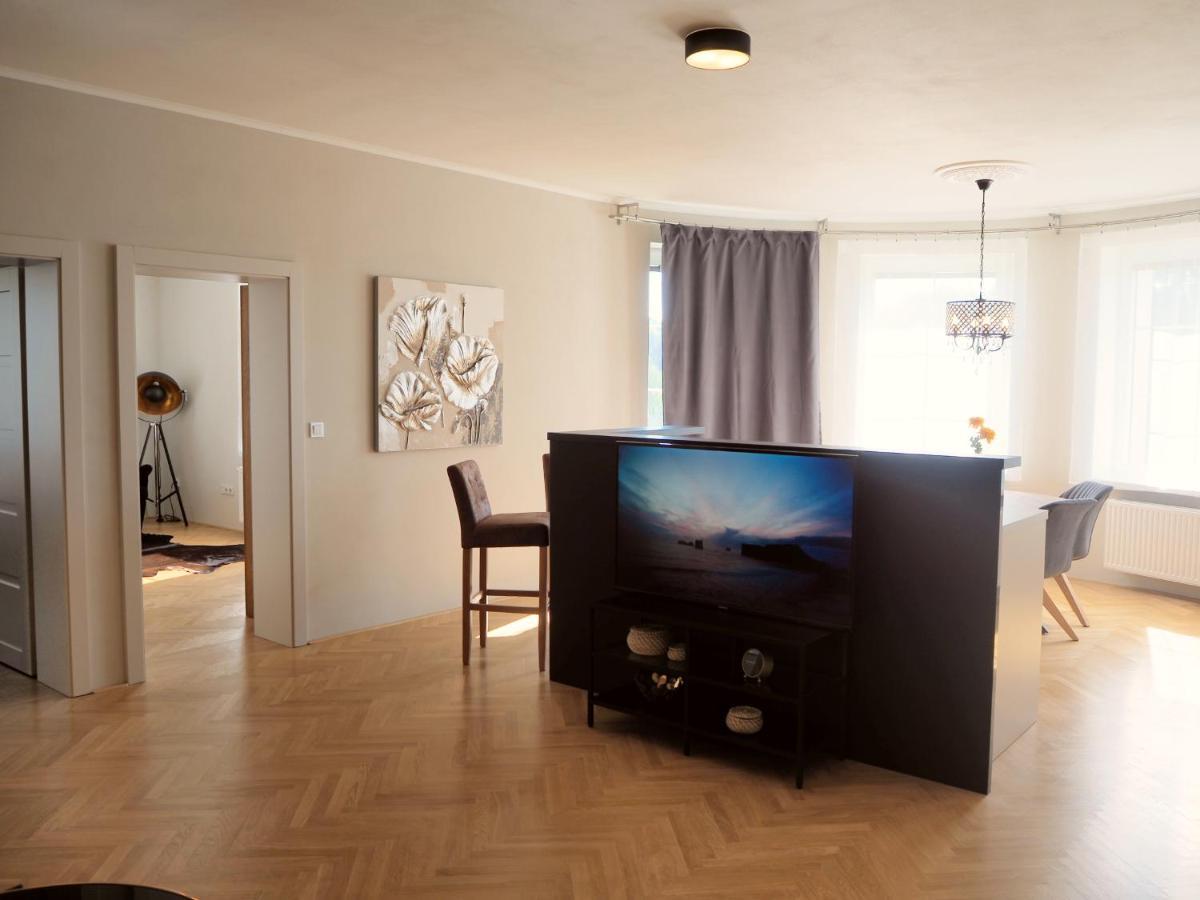Vila Pod Lipami Apartment Bruntal Exterior photo